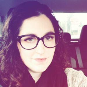 Meet your Posher, Leora